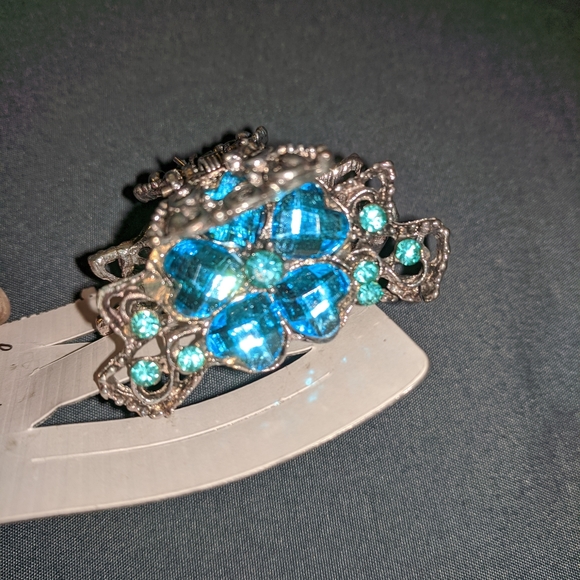 NWT! GORGEOUS Hair Clip - Picture 6 of 11